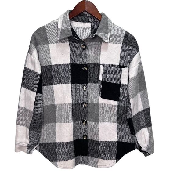 Black & White Buffalo Plaid Shacket Size S - Picture 3 of 16
